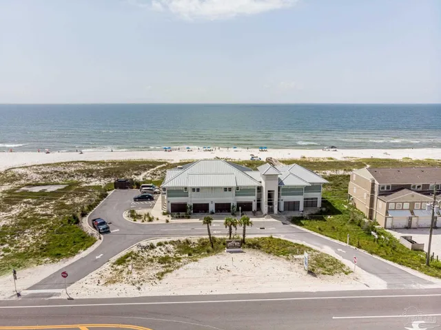 $3,000 | 612 Lost Key Drive, Unit 405B, Pensacola, FL 32507