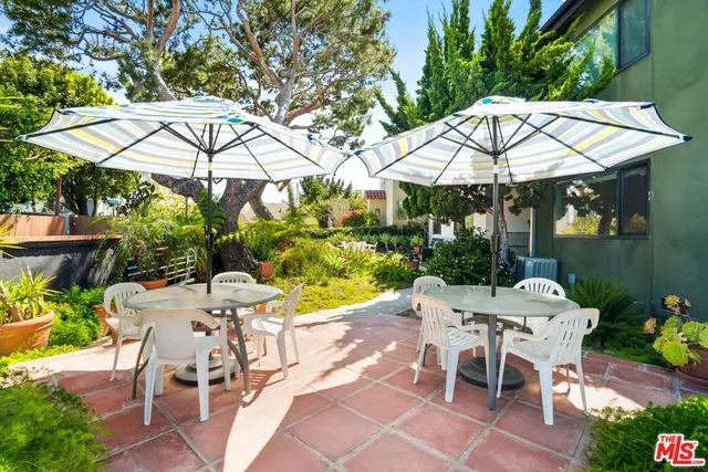 $3,950 | 119 Paloma Avenue, Unit M, Venice, CA 90291