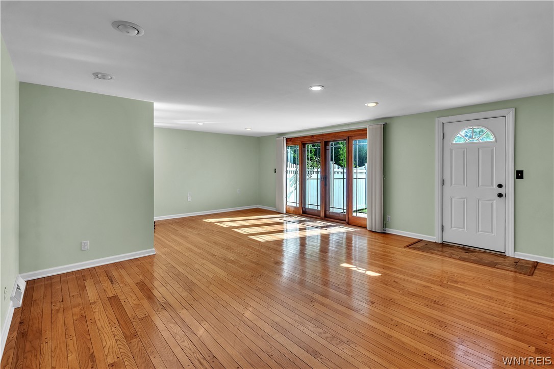 409 Ivyhurst Road North Amherst, NY 14226 - Photo 27 of 48 Gallery Image 27