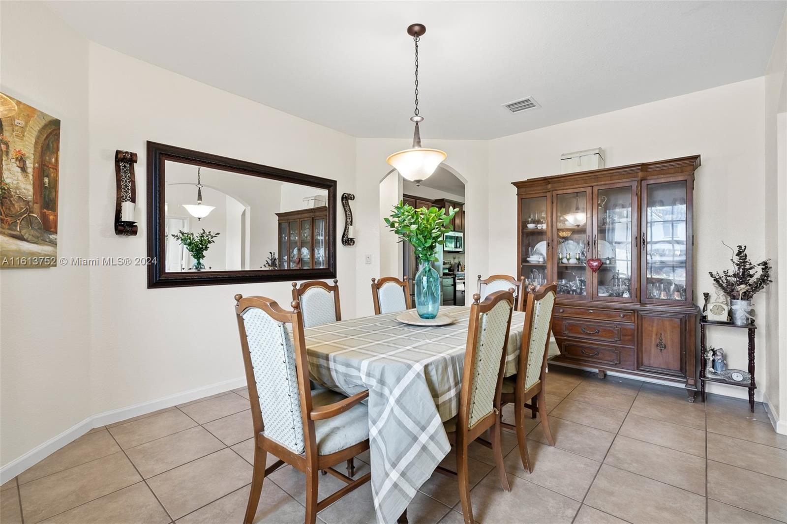 13313 Southwest 210th Street Miami, FL 33177 - Photo 14 of 68 Gallery Image 14