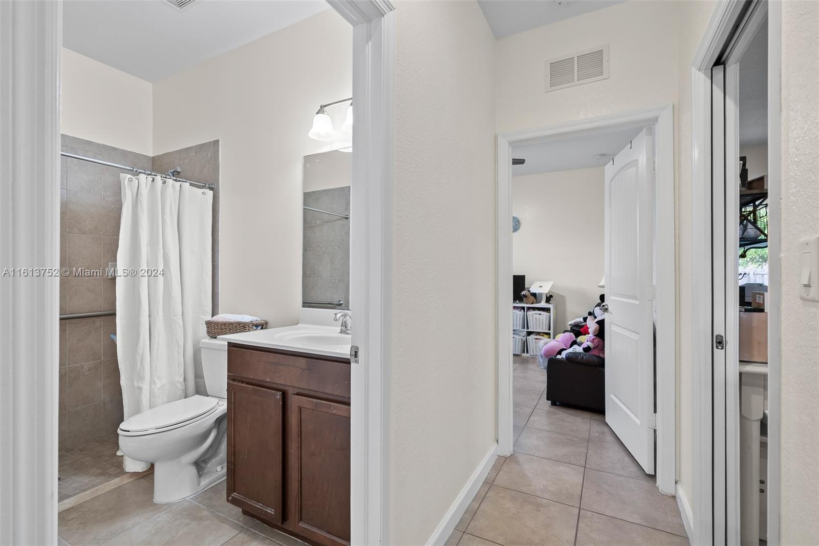13313 Southwest 210th Street Miami, FL 33177 - Photo 42 of 68 Gallery Image 42