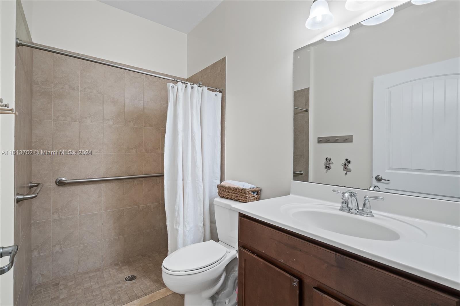 13313 Southwest 210th Street Miami, FL 33177 - Photo 43 of 68 Gallery Image 43