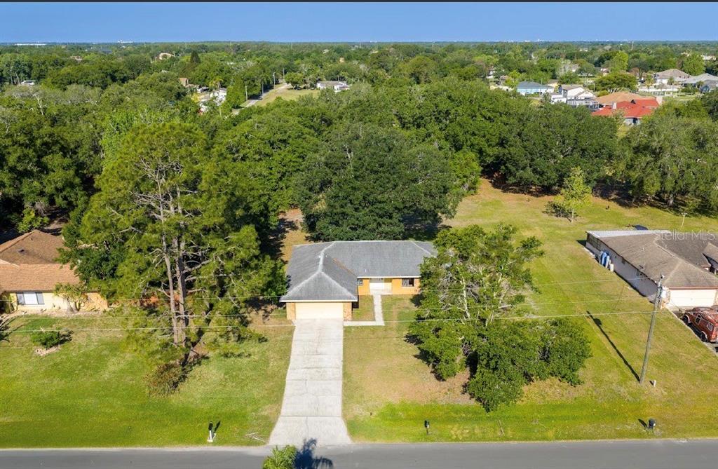 2386 Ruth Lane Kissimmee, FL 34744 - Photo 1 of 16 Gallery Image 1