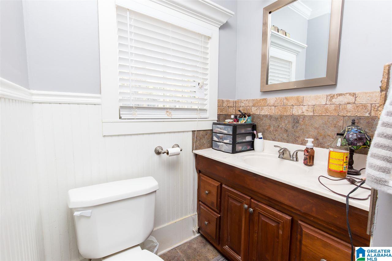 208 5th Avenue East Oneonta, AL 35121 - Photo 17 of 23