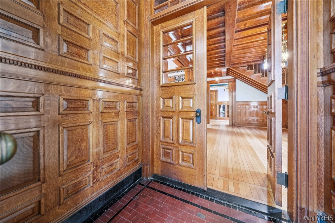 280 Pine Ridge Road Cheektowaga, NY 14225 - Photo 2 of 50