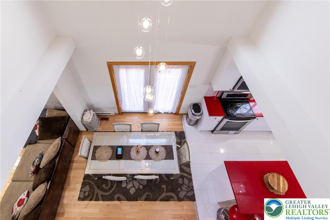 27 Brunswick Dr Mount Mount Pocono, PA 18344 - Photo 12 of 35