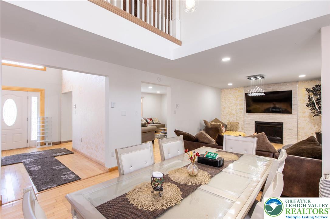 27 Brunswick Dr Mount Mount Pocono, PA 18344 - Photo 15 of 35