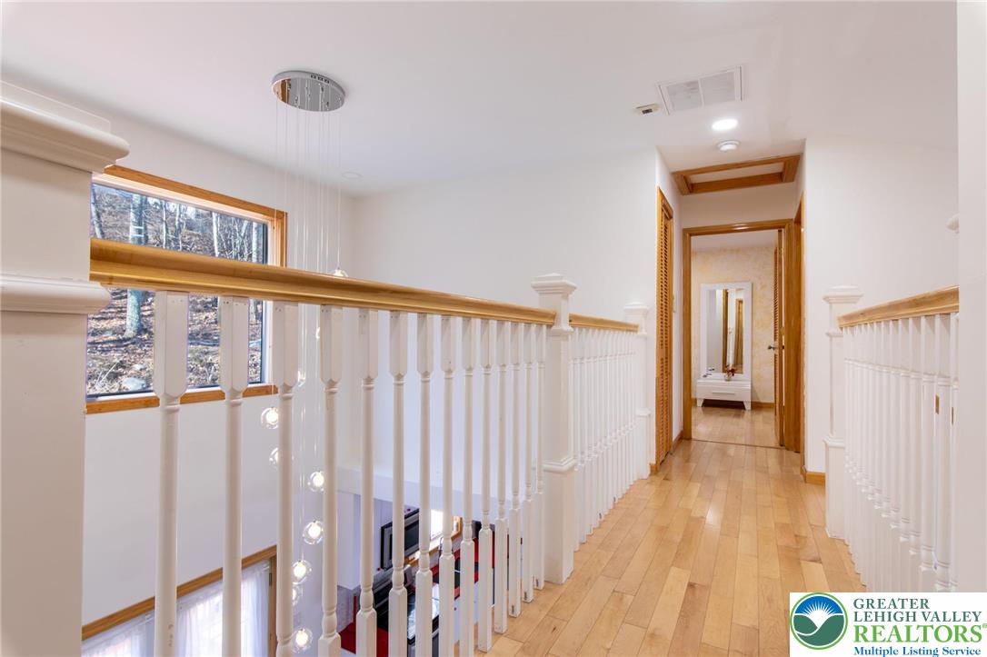 27 Brunswick Dr Mount Mount Pocono, PA 18344 - Photo 30 of 35