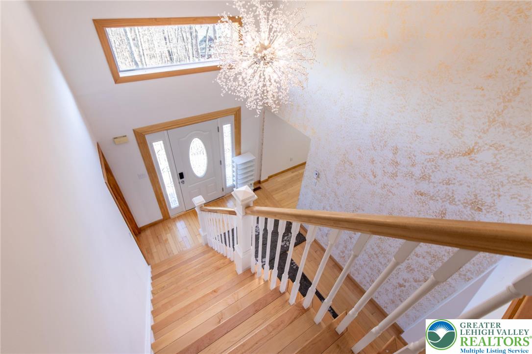 27 Brunswick Dr Mount Mount Pocono, PA 18344 - Photo 6 of 35