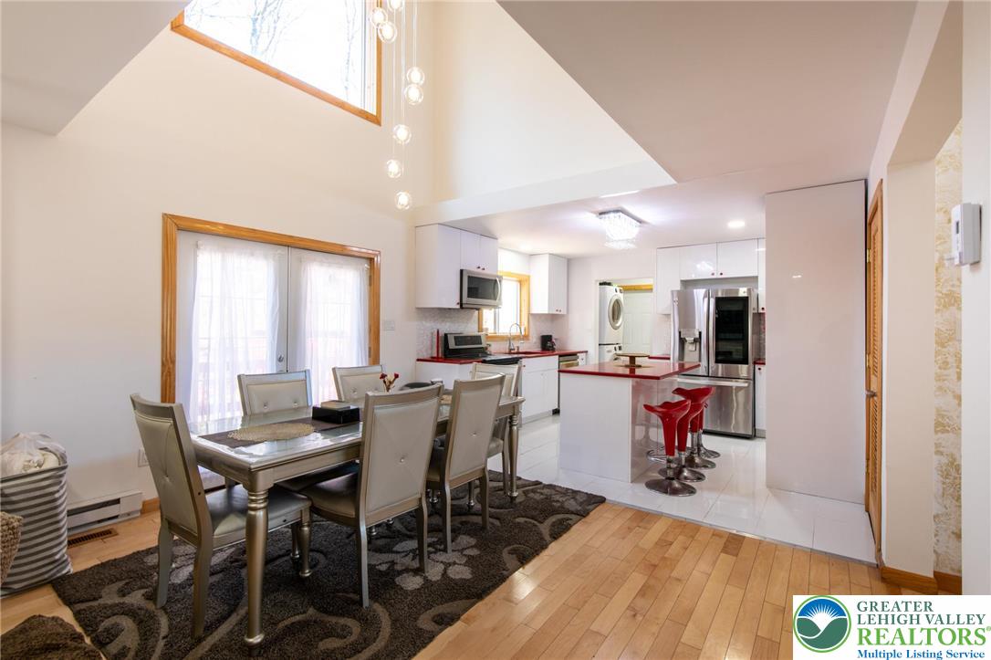 27 Brunswick Dr Mount Mount Pocono, PA 18344 - Photo 10 of 35