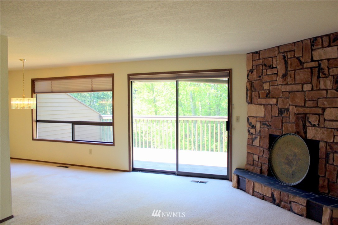 3500 Ridgemont Way, Unit 4 Bellingham, WA 98229 - Photo 3 of 23 Gallery Image 3