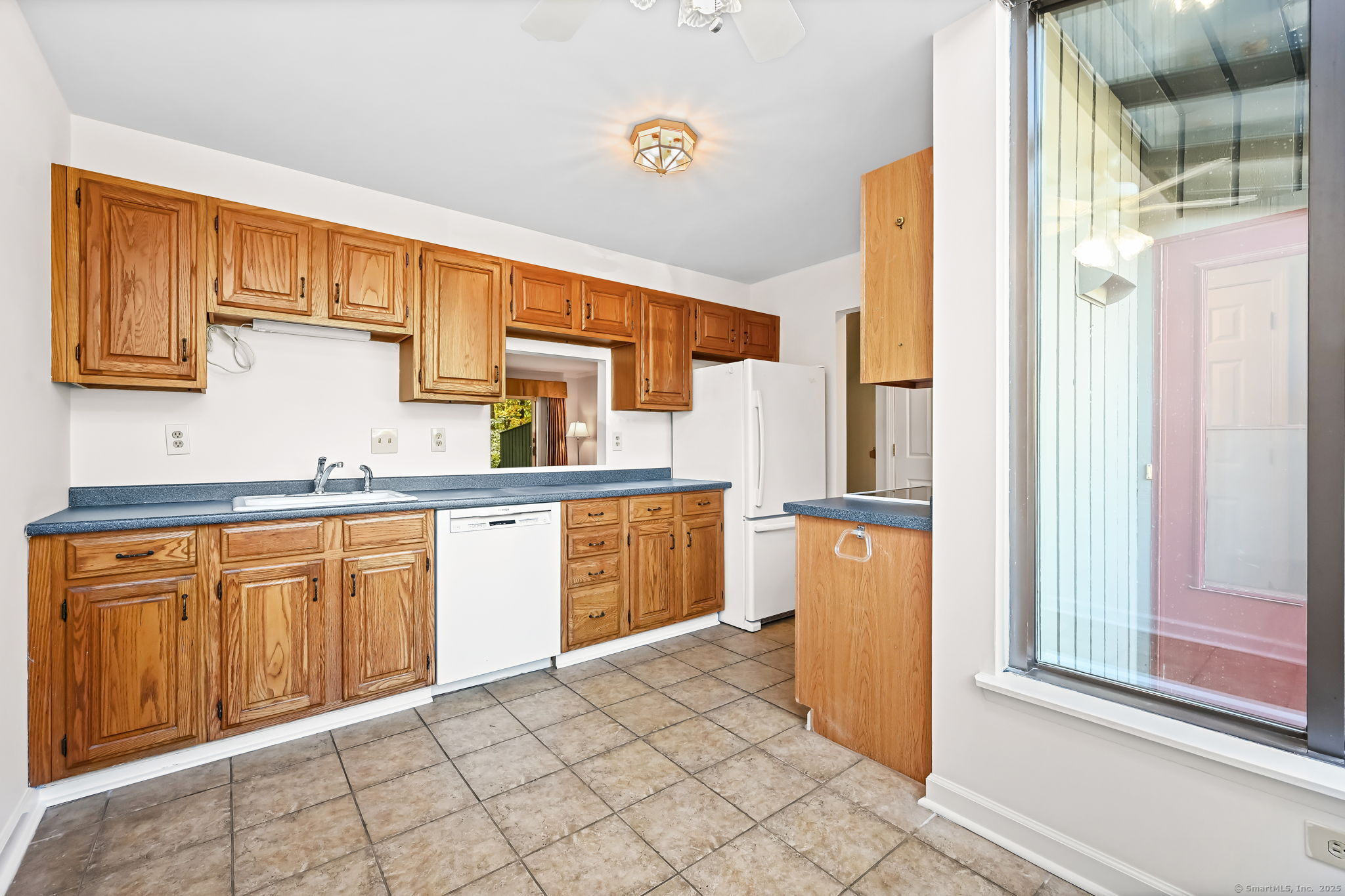 123 Old Belden Hill Road, Unit 40 Norwalk, CT 06850 - Photo 9 of 26