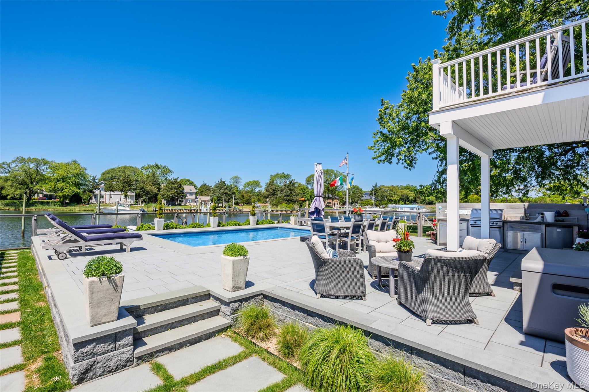 81 Beach Road Aquebogue, NY 11901 - Photo 47 of 50