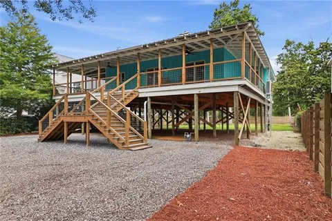 $650,000 | 224 Lamarque Street, Mandeville, LA 70448
