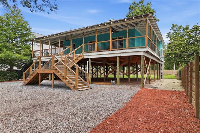 224 Lamarque Street Mandeville, LA 70448 - Photo 2 of 22