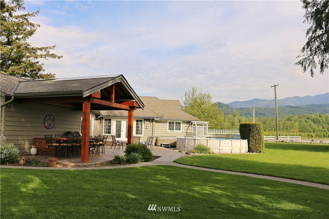 9283 Telegraph Road Sumas, WA 98295 - Photo 21 of 25