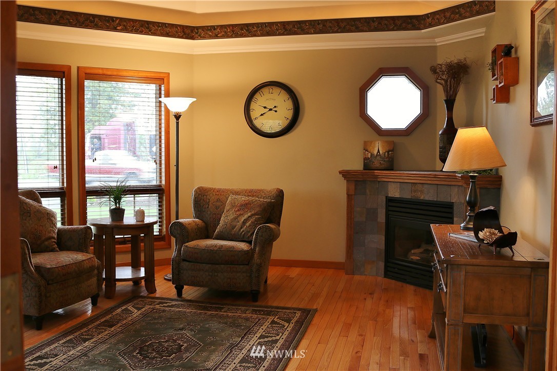 9283 Telegraph Road Sumas, WA 98295 - Photo 4 of 25