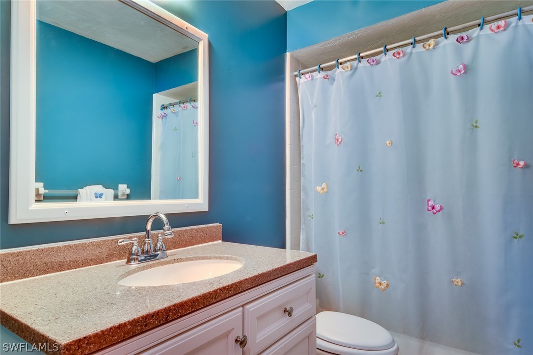 9217 Shaddock Road East Fort Myers, FL 33967 - Photo 13 of 19 Gallery Image 13
