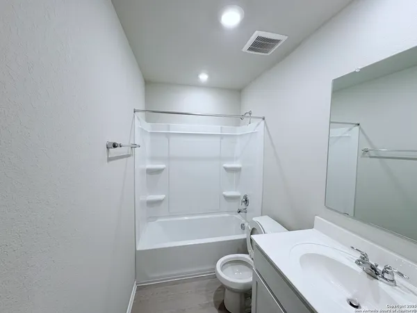 $1,650 | 729 Canyon View, Seguin, TX 78155