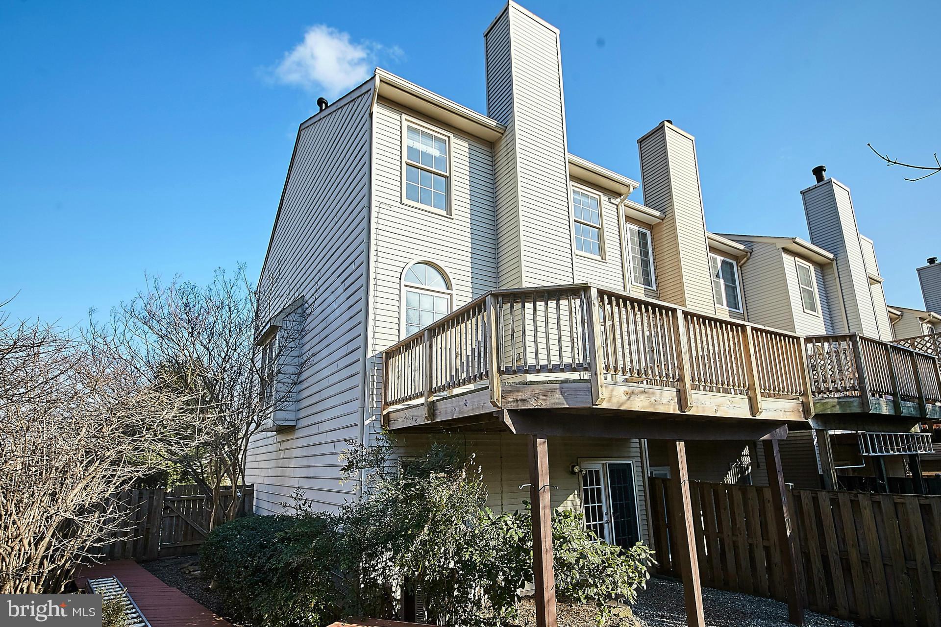 46814 Rabbitrun Terrace Sterling, VA 20164 - Photo 21 of 22 Exterior (Rear)