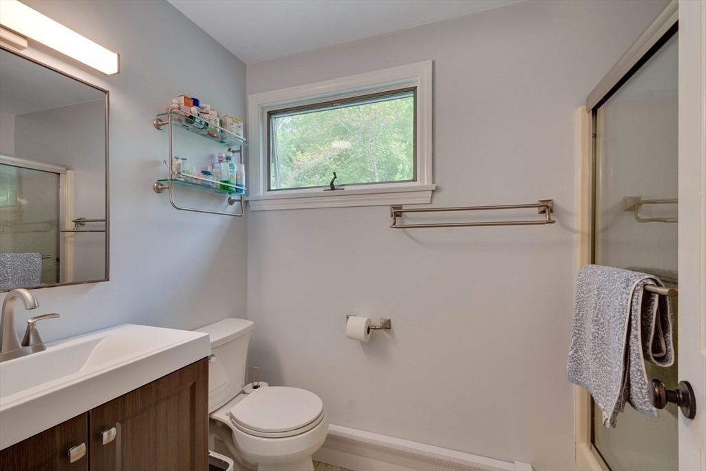 43 Joseph Road Framingham, MA 01701 - Photo 18 of 31