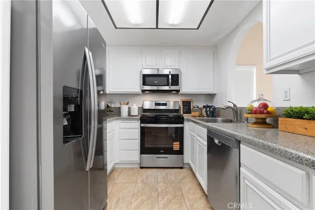 $698,000 | 21175 Gladiolos Way, Lake Forest, CA 92630