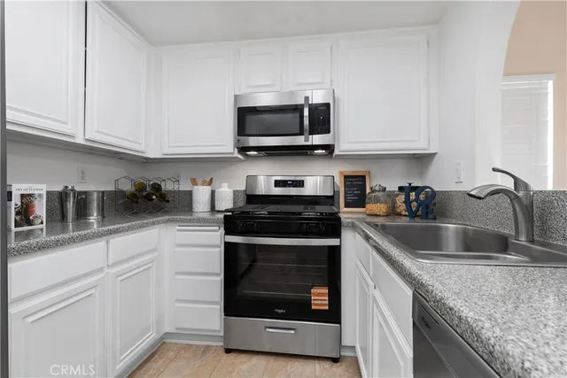 $698,000 | 21175 Gladiolos Way, Lake Forest, CA 92630