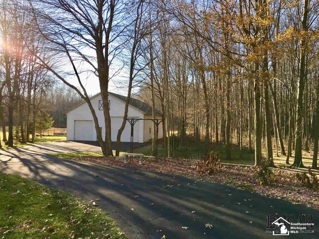 8659 Jackman Road Temperance, MI 48182 - Photo 5 of 45