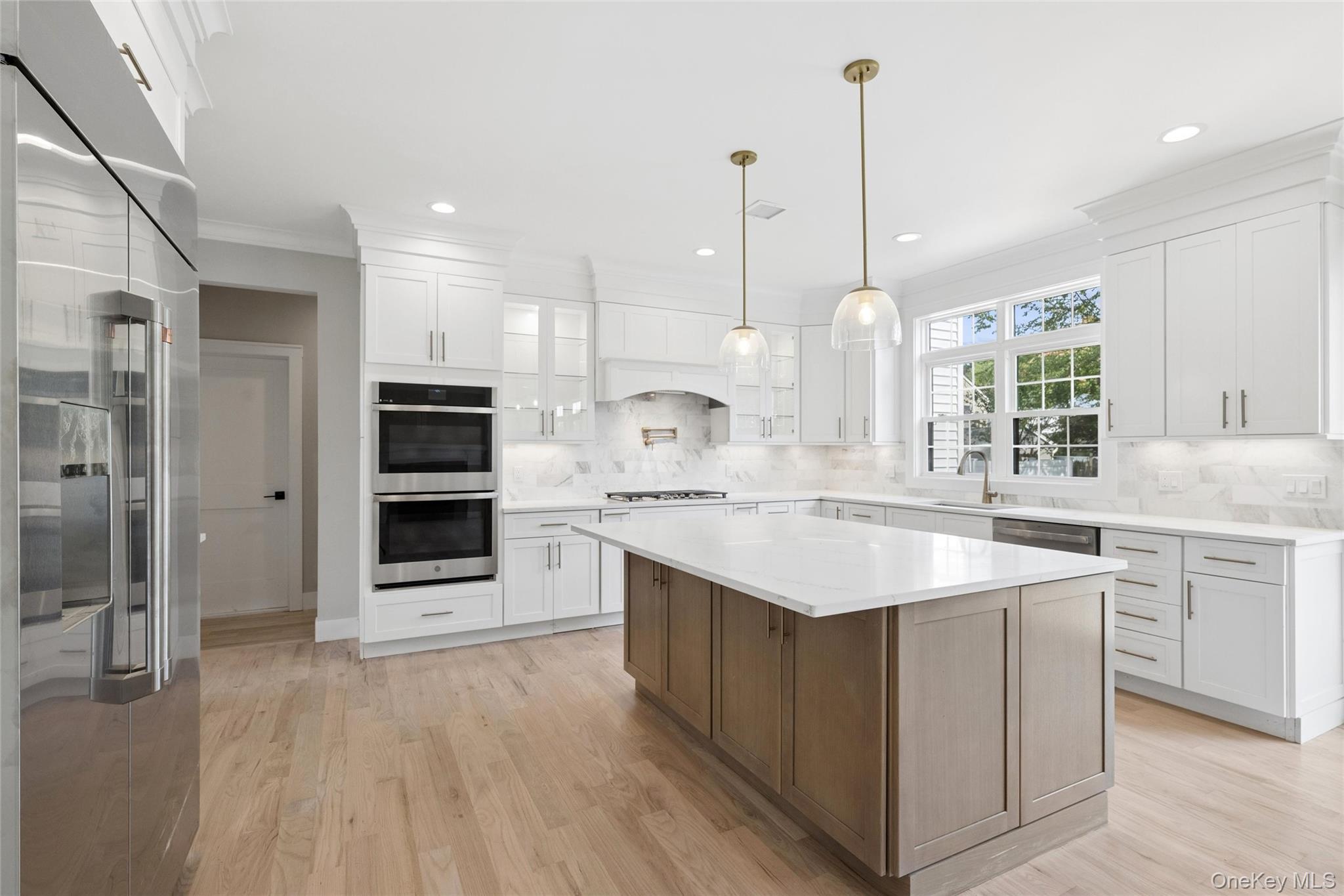 1750 Henry Road Merrick, NY 11566 - Photo 21 of 49