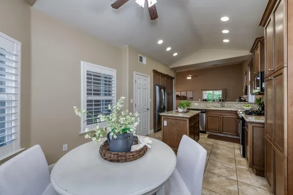 $549,000 | 10687 North Tea Party Lane, Fresno, CA 93730