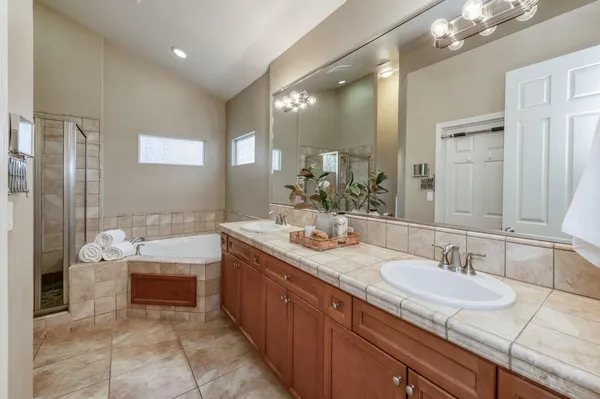 $549,000 | 10687 North Tea Party Lane, Fresno, CA 93730