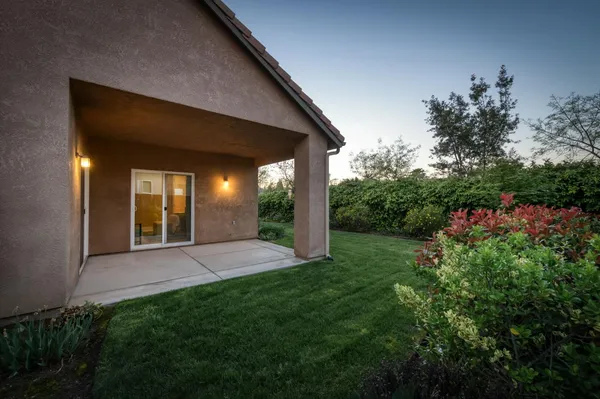 $549,000 | 10687 North Tea Party Lane, Fresno, CA 93730
