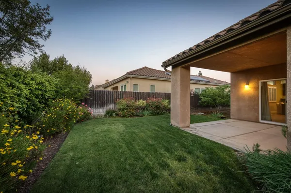 $549,000 | 10687 North Tea Party Lane, Fresno, CA 93730