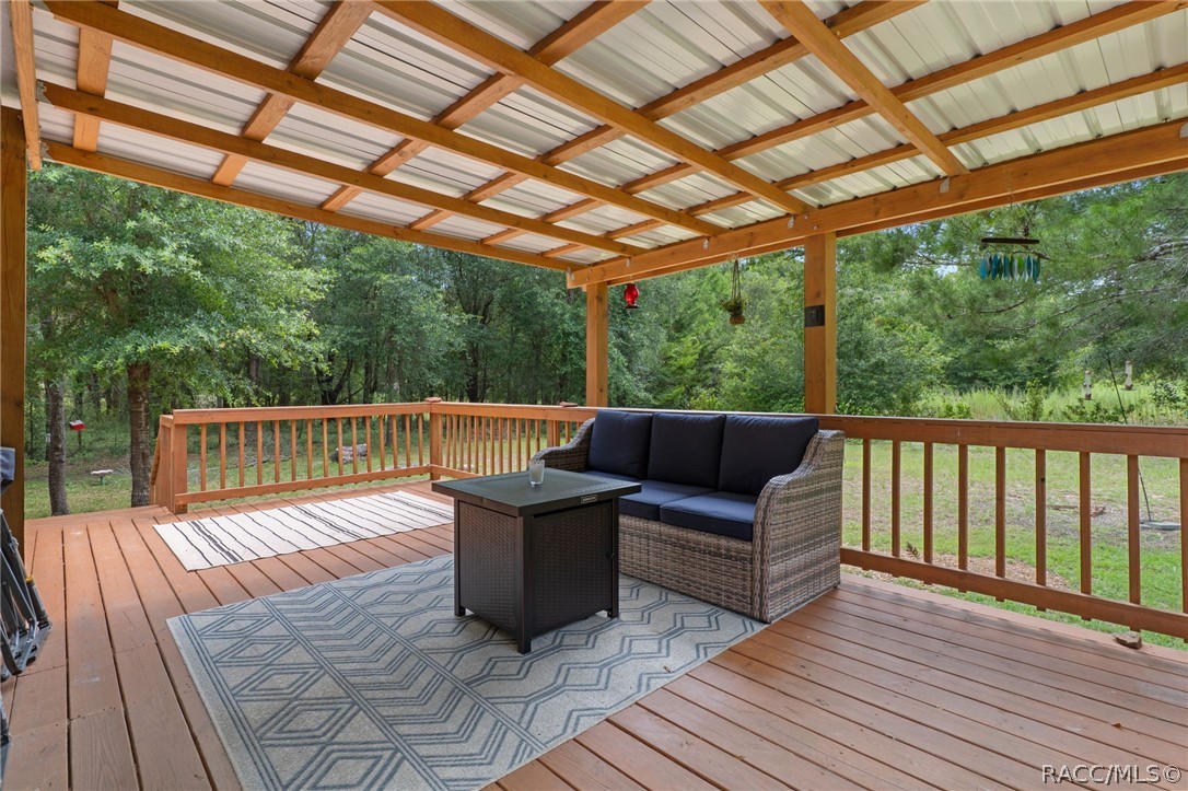 810 North Obrien Point Lecanto, FL 34461 - Photo 27 of 54 Back Deck