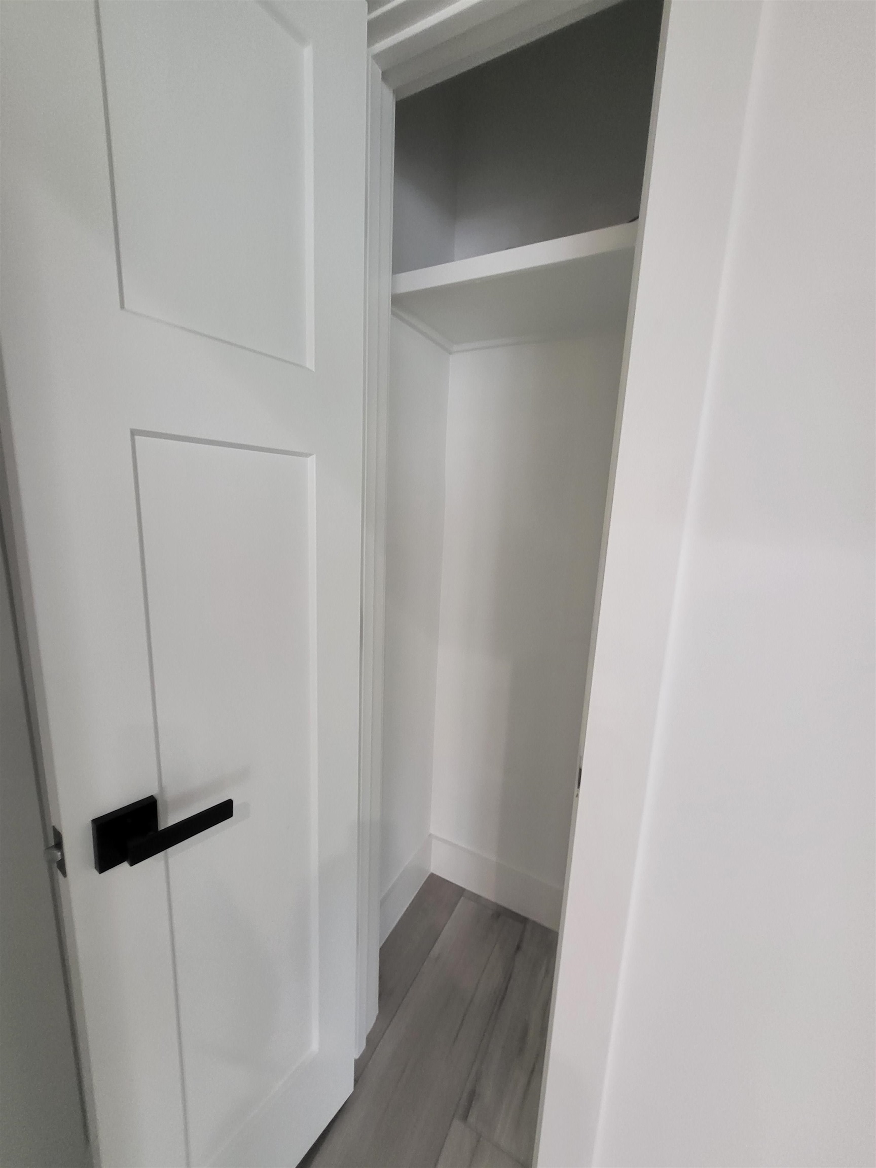 8165 Carmel Circle Foley, AL 36535 - Photo 24 of 31 Linen Closet 1