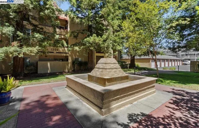 $449,000 | 1310 Walden Road, Unit 11, Walnut Creek, CA 94597