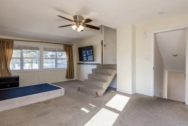 $334,900 | 1585 Charles Drive, Glendale Heights, IL 60139