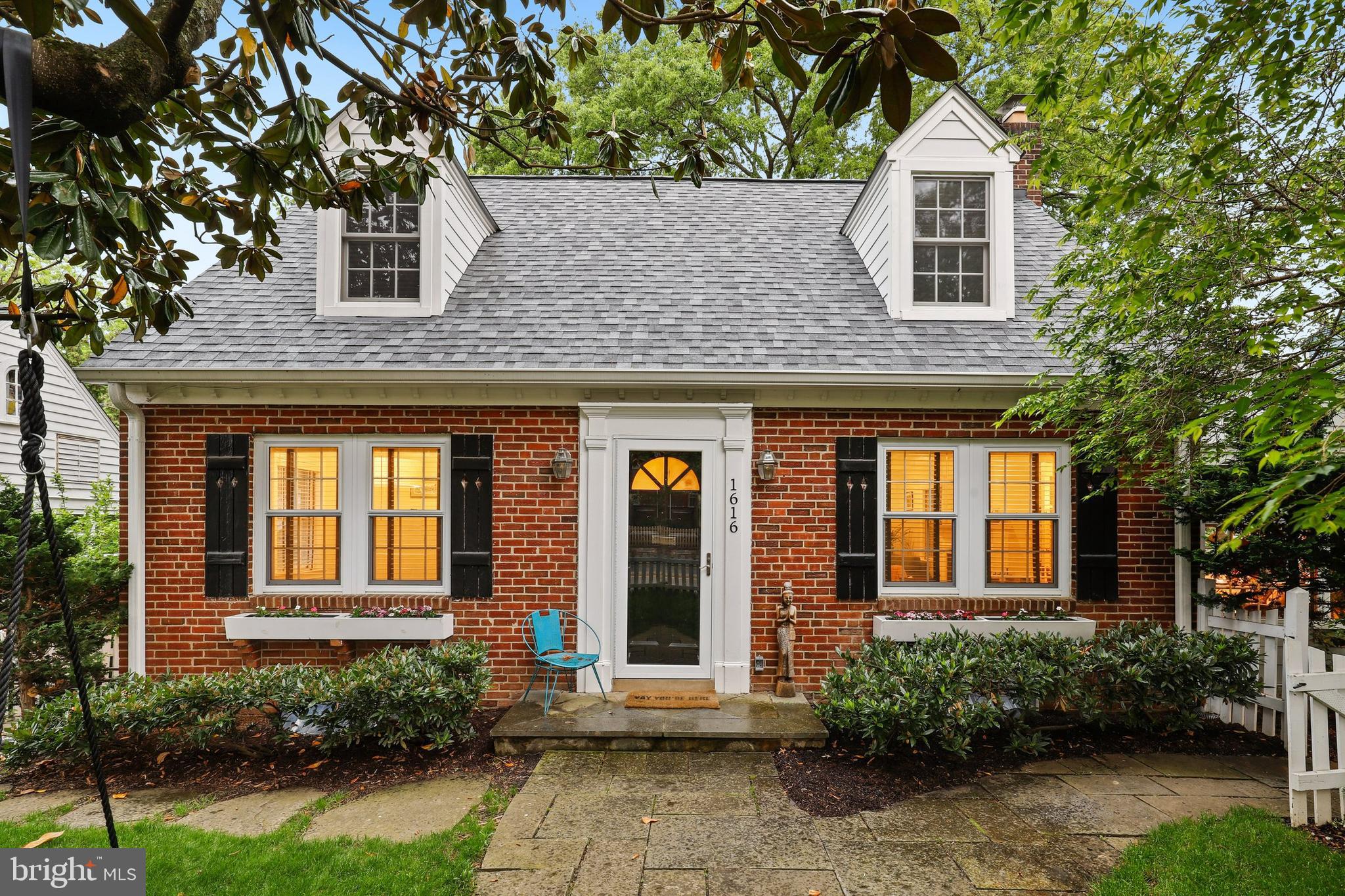 1616 North Glebe Road Arlington, VA 22207 - Photo 1 of 54