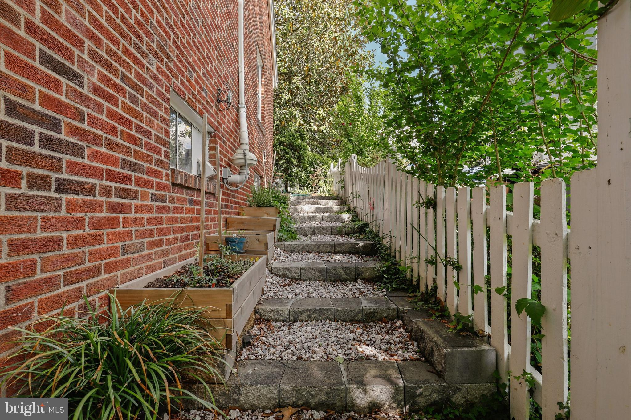 1616 North Glebe Road Arlington, VA 22207 - Photo 47 of 54