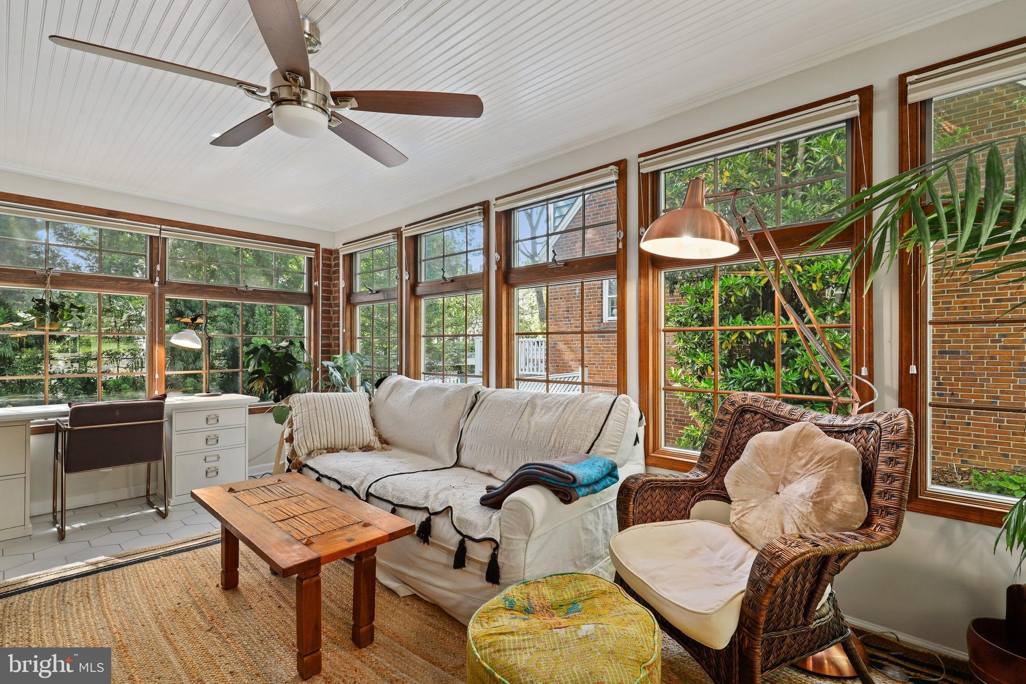 1616 North Glebe Road Arlington, VA 22207 - Photo 5 of 54