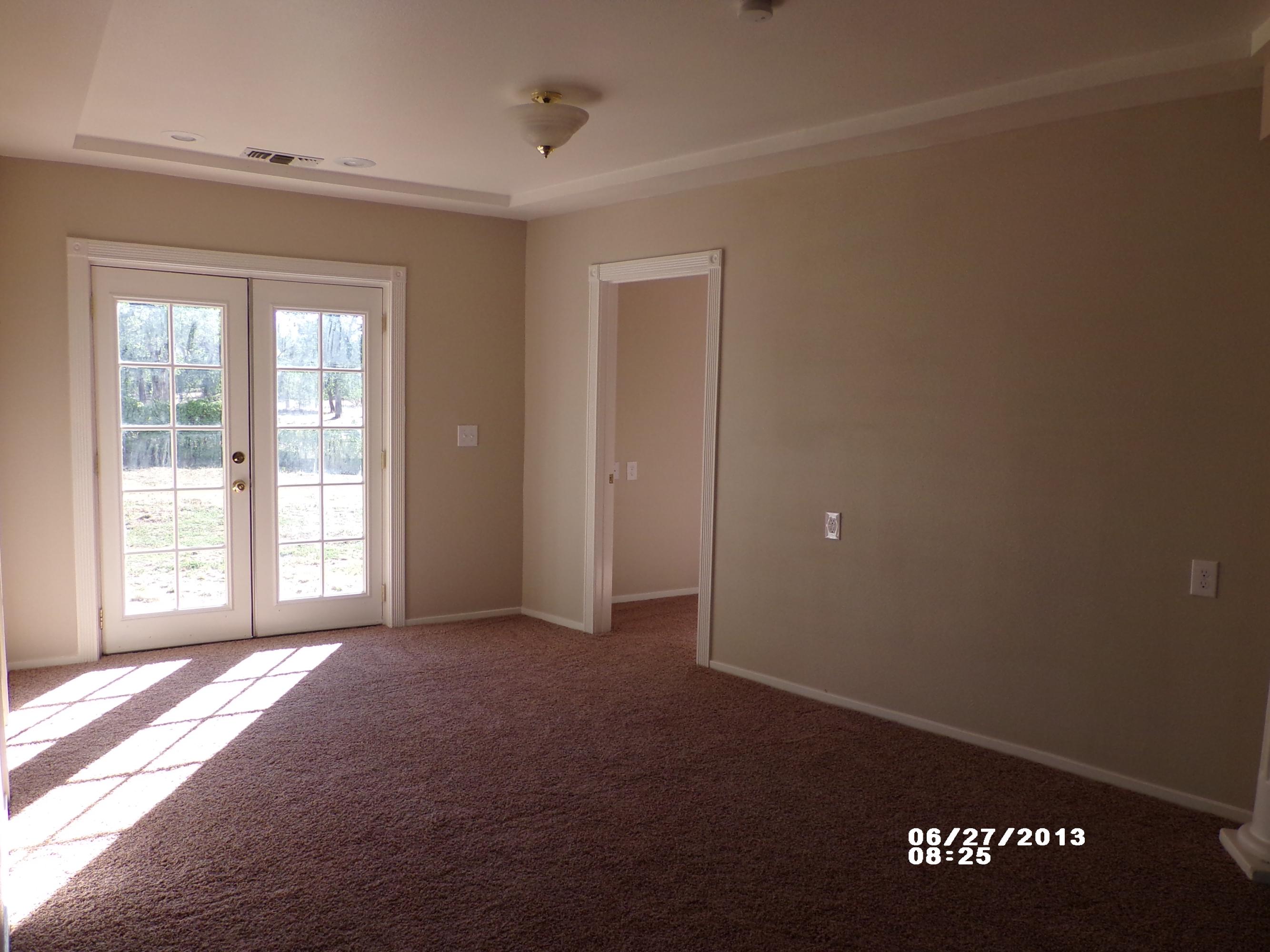 20695 Old Alturas Road Redding, CA 96003 - Photo 8 of 17 Family Room