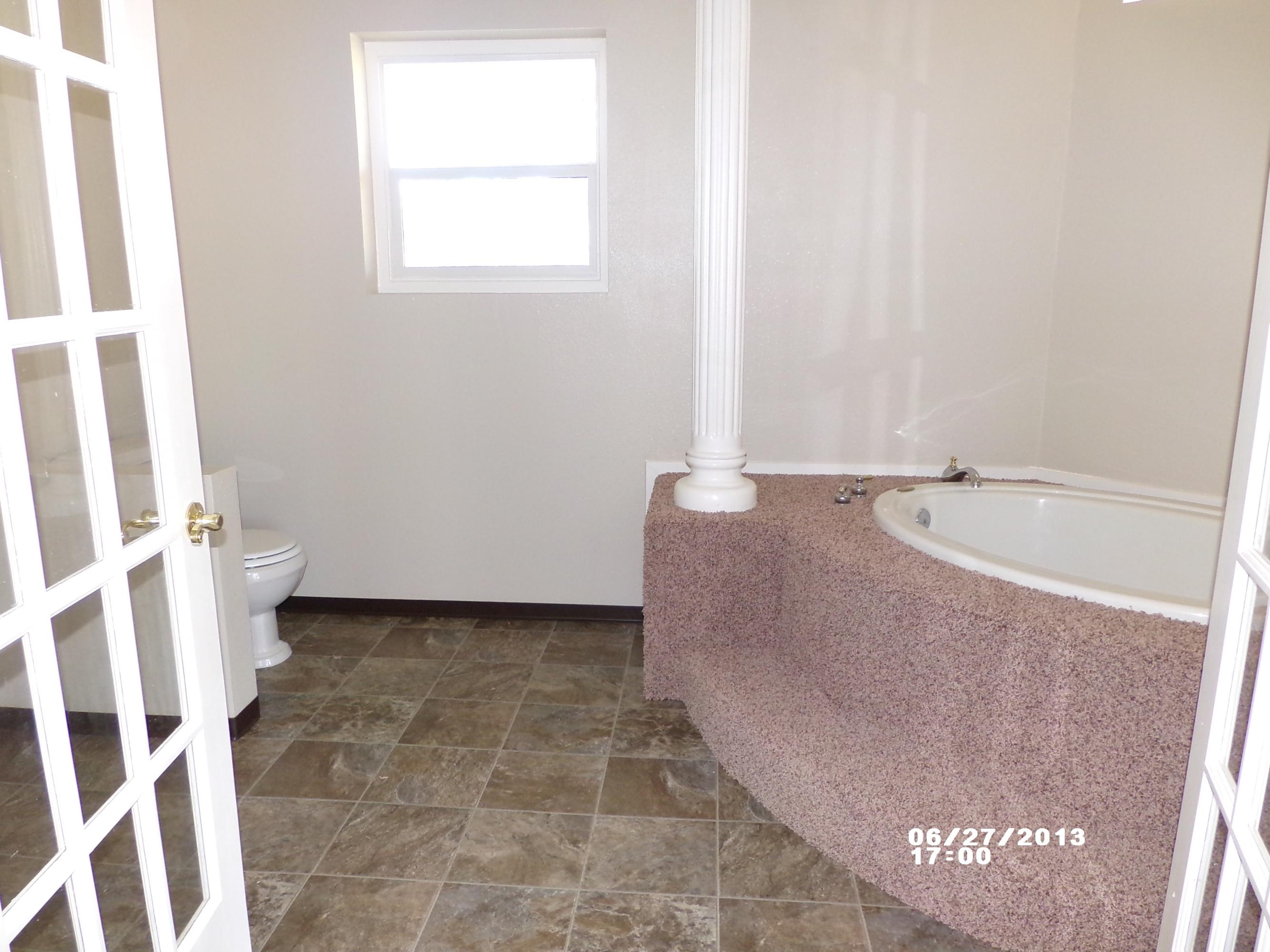 20695 Old Alturas Road Redding, CA 96003 - Photo 10 of 17 Bathroom 1