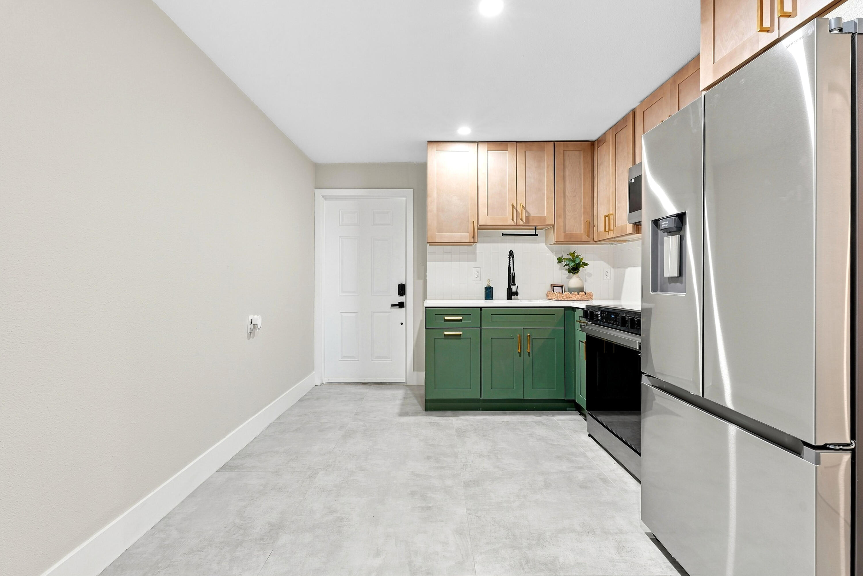 5153 Bay Boulevard Port Richey, FL 34668 - Photo 28 of 46 IMG_009-46