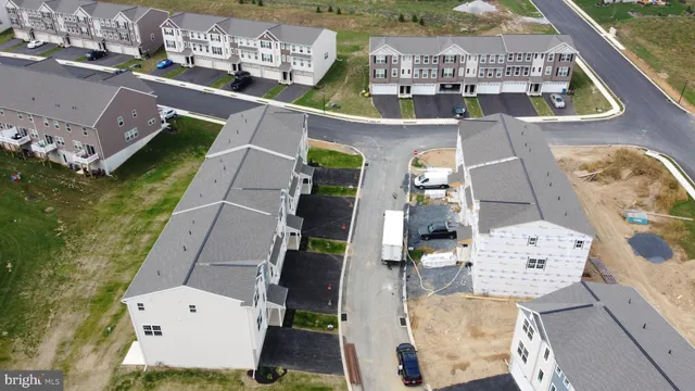 $2,195 | 1851 Shady Lane, Mechanicsburg, PA 17055