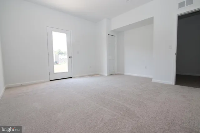 $2,195 | 1851 Shady Lane, Mechanicsburg, PA 17055