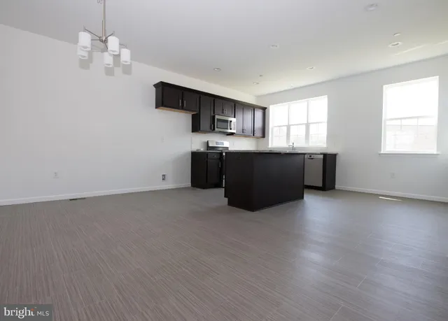 $2,195 | 1851 Shady Lane, Mechanicsburg, PA 17055