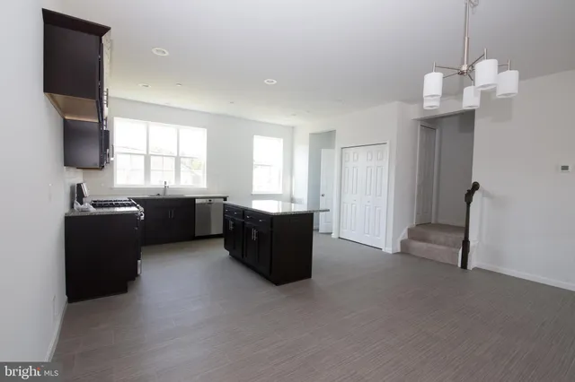 $2,195 | 1851 Shady Lane, Mechanicsburg, PA 17055