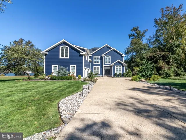 $1,799,000 | 30859 Edgewater Drive, Lewes, DE 19958