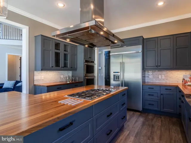 $1,975,000 | 30859 Edgewater Drive, Lewes, DE 19958