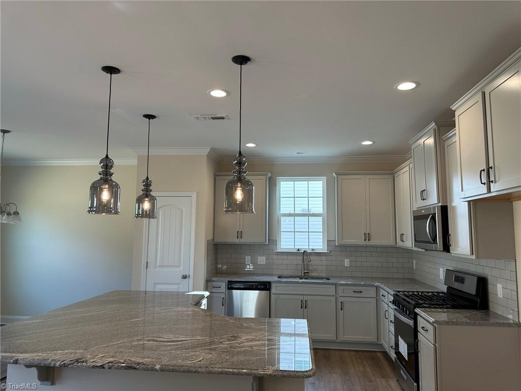 3277 Alyssa Way High Point, NC 27265 - Photo 2 of 9 Gallery Image 2